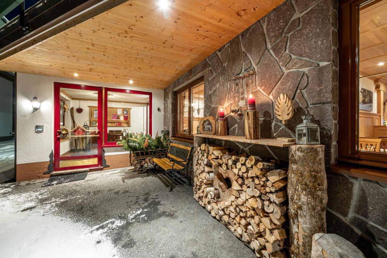 Hubertus, 3 Sterne Superior Hotel Lech am Arlberg Luaran gambar